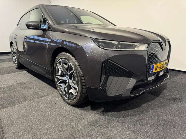Bmw iX leasen
