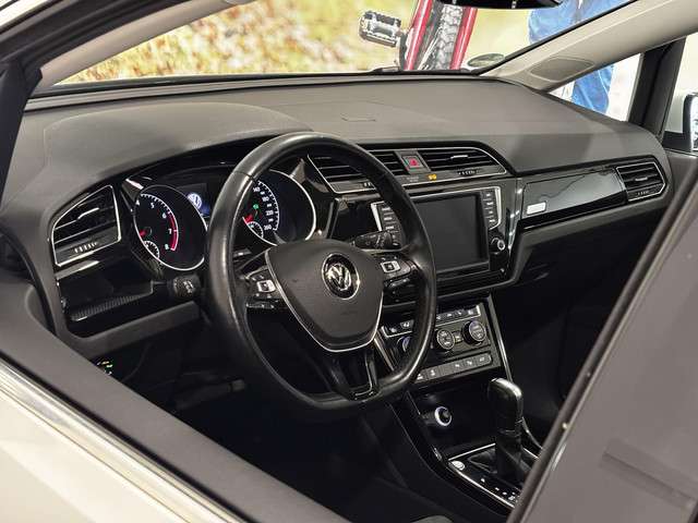 Volkswagen Touran 3