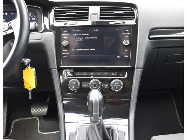 Volkswagen Golf 2018 Benzine