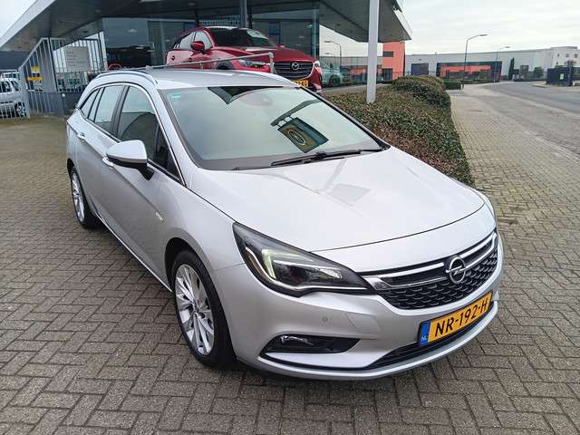 Opel Astra 2