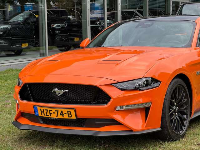 Ford Mustang 2