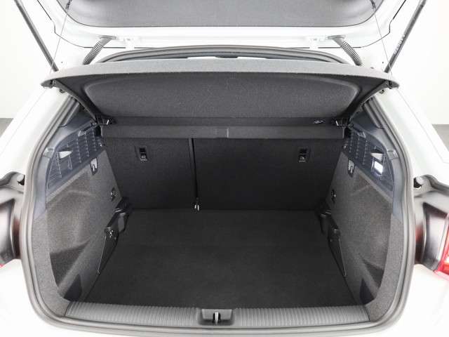 Audi Q2 2024 Benzine