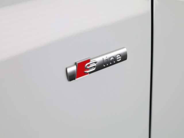 Audi Q2 2024 Benzine