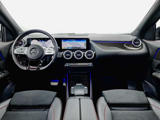 Mercedes-Benz GLA 2