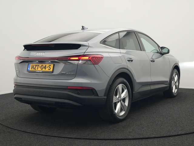 Audi Q4 e-tron 3