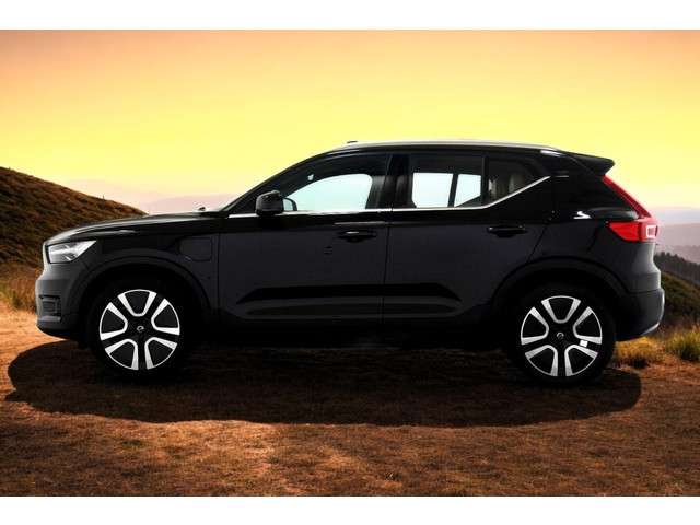 Volvo XC40 3