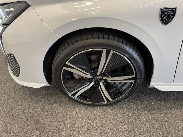 Peugeot 308 2024 Benzine