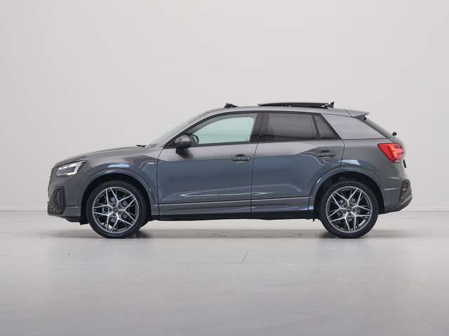 Audi Q2 3