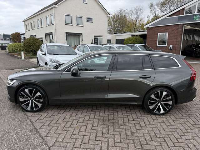Volvo V60 3
