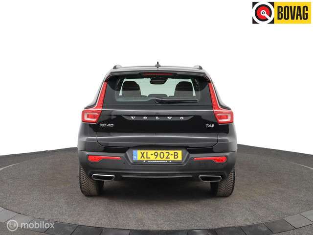 Volvo XC40 2.0 T4 R-Design