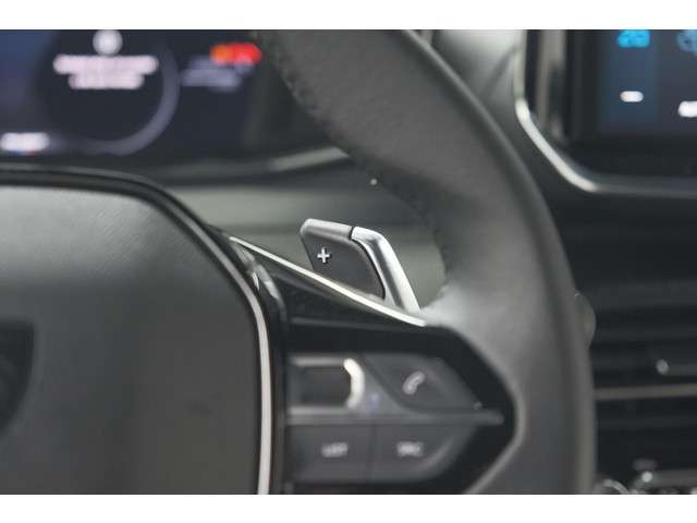 Peugeot 2008 2024 Hybride