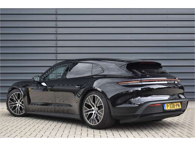 Porsche Taycan 2