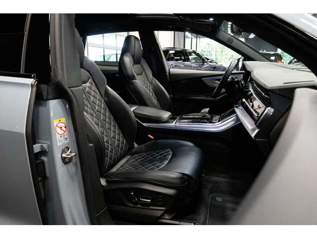 Audi Q8 3