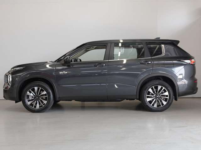 Mitsubishi Outlander 3