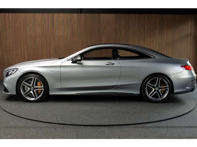 Mercedes-Benz S-Klasse 2