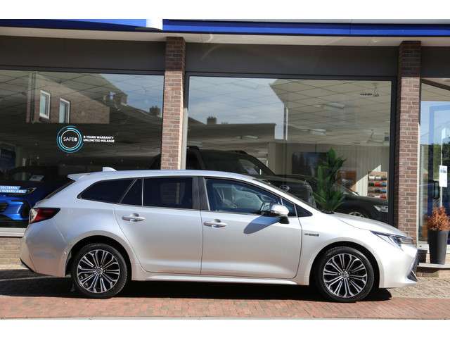 Toyota Corolla Touring Sports 2