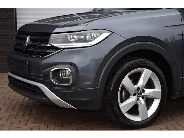 Volkswagen T-Cross 2