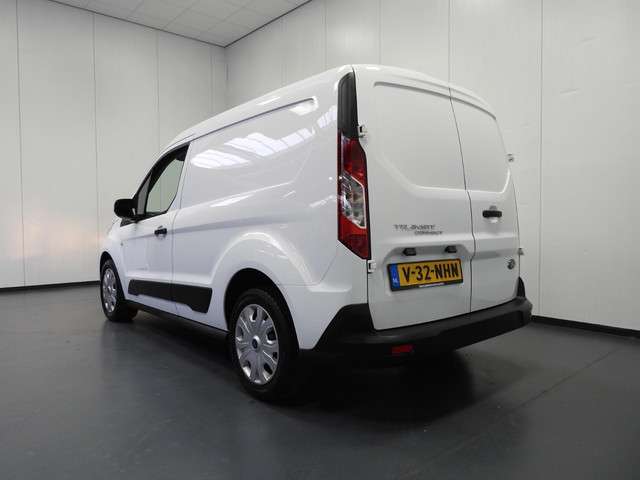 Ford Transit Connect 3