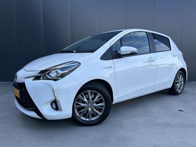 Toyota Yaris 1.5 Hybrid Dynamic 1e EIGENAAR CAMERA LED CRUISE ECC AFNB TREKHAAK
