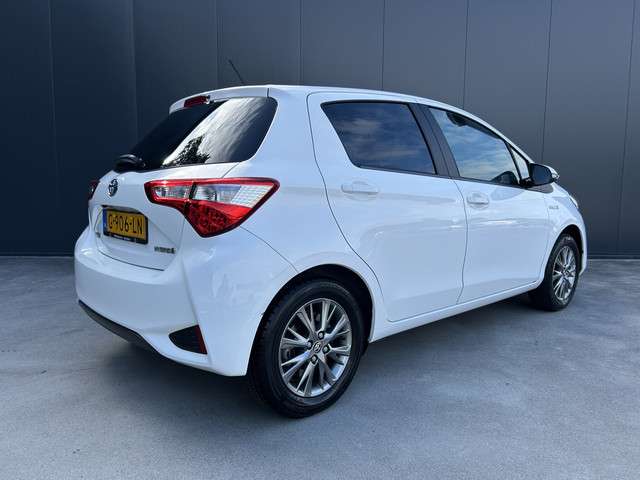 Toyota Yaris 2