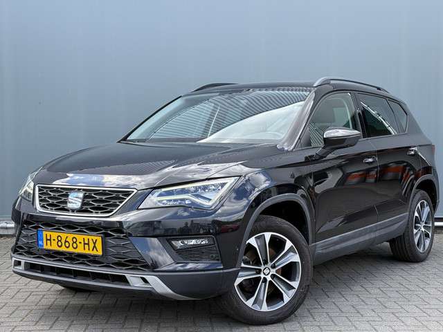 SEAT Ateca bwj 2020 1.0 ecotsi 116 pk style business intense trekhaak / panoramadak / virtual cockpit / apple carplay / android auto / navi / clima / cruise / bluetooth / camera / pdc / lmv 17 inch / multifunct. stuur foto 3