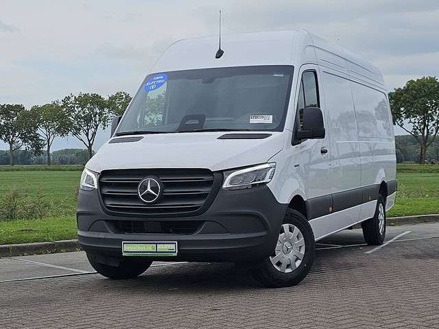 MERCEDES-BENZ ESPRINTER 320 l3h2 81kwh nieuw