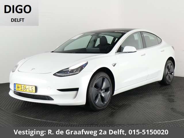 Tesla Model 3 Standard RWD Plus 60 kWh + FSD systeem | Navigatie | Panoramadak |
