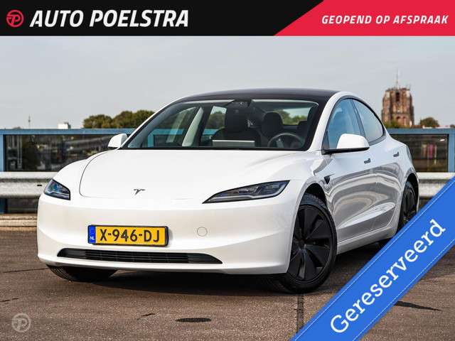 Tesla Model 3 RWD 60 kWh Highland Nieuwe Model Panoramadak Autopilot  incl. BTW