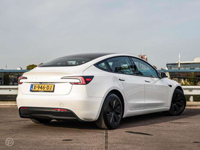 Tesla Model 3 3