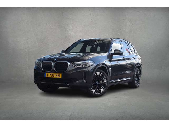 BMW iX3 2