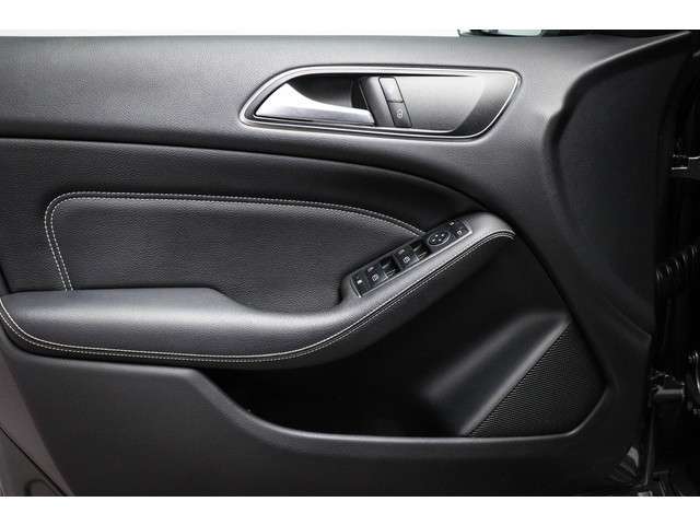 Mercedes-Benz B-Klasse 2018 Benzine