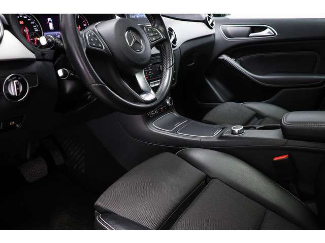 Mercedes-Benz B-Klasse 2018 Benzine