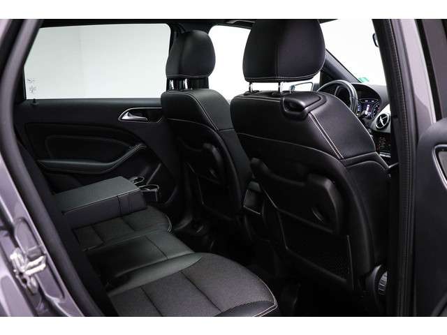 Mercedes-Benz B-Klasse 2018 Benzine