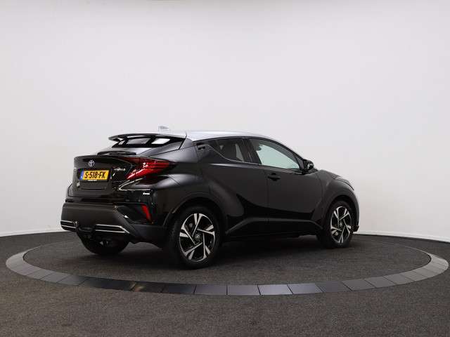 Toyota C-HR 2