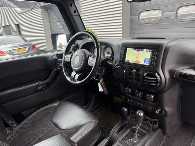 Jeep Wrangler 3