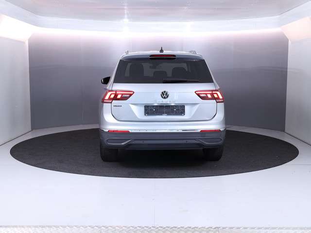 Volkswagen Tiguan 2024 Benzine