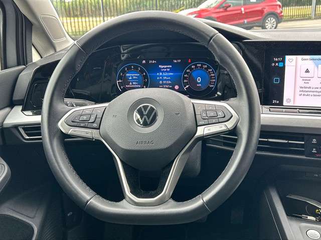 Volkswagen Golf 2022 Benzine