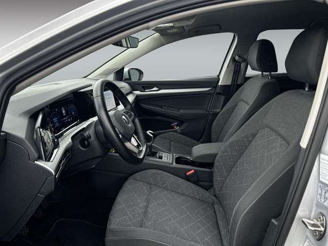 Volkswagen Golf 2022 Benzine