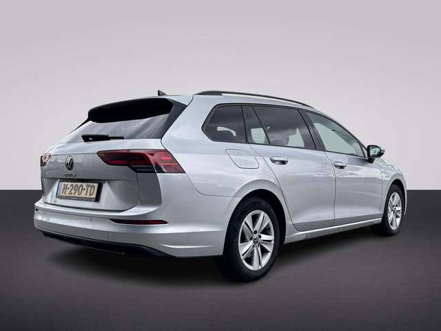 Volkswagen Golf 2022 Benzine