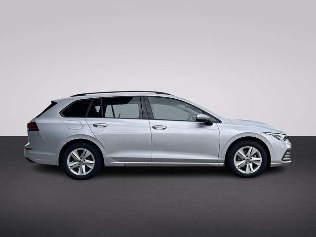 Volkswagen Golf 2022 Benzine