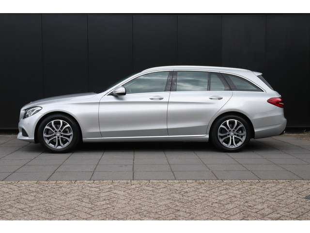 Mercedes-Benz C-Klasse 2
