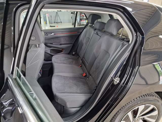 Volkswagen Golf 2023 Hybride