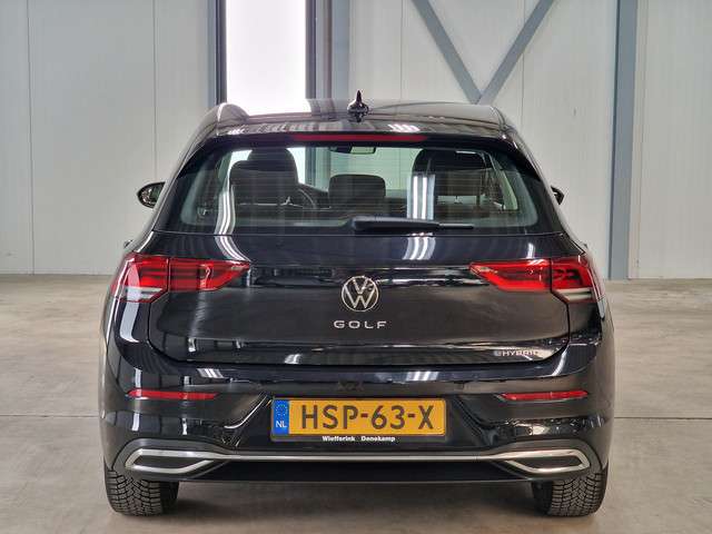 Volkswagen Golf 2023 Hybride