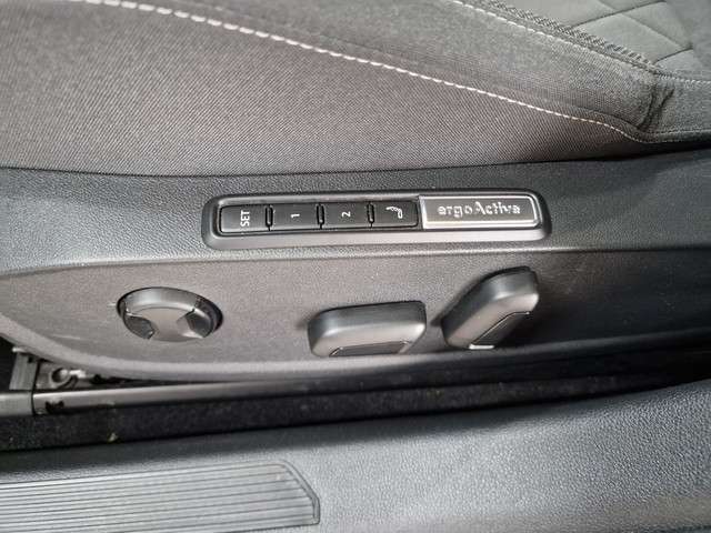 Volkswagen Golf 2023 Hybride