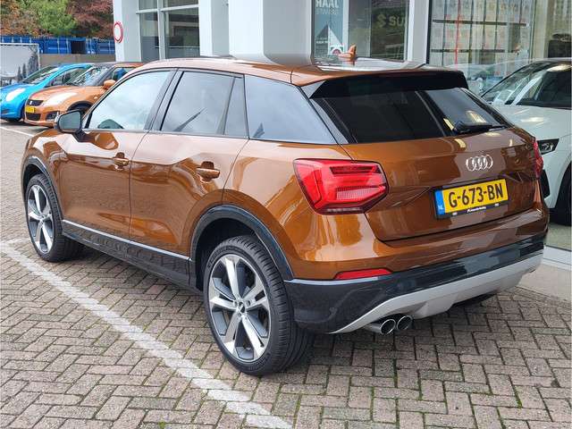 Audi Q2 3