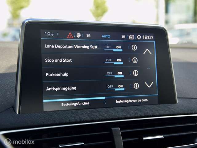 Peugeot 3008 2018 Benzine