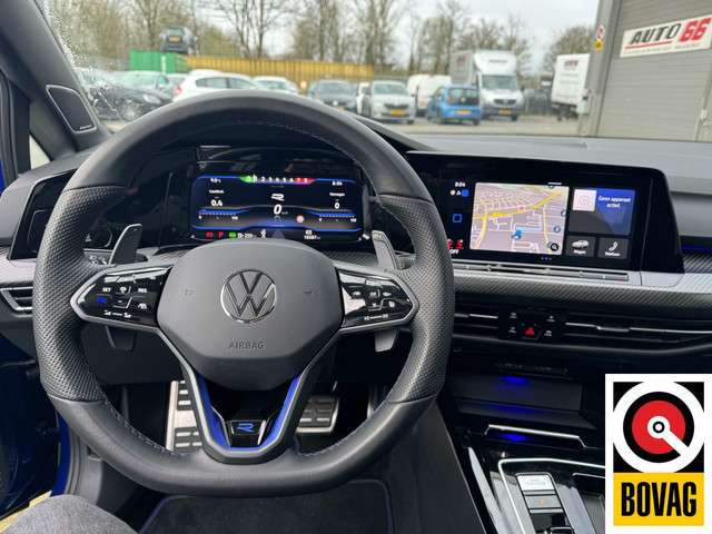 Volkswagen Golf 2023 Benzine