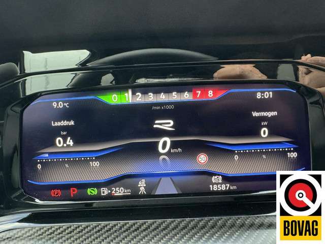 Volkswagen Golf 2023 Benzine