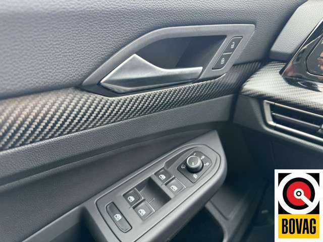 Volkswagen Golf 2023 Benzine