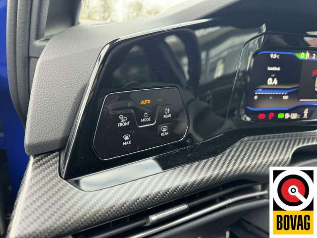 Volkswagen Golf 2023 Benzine